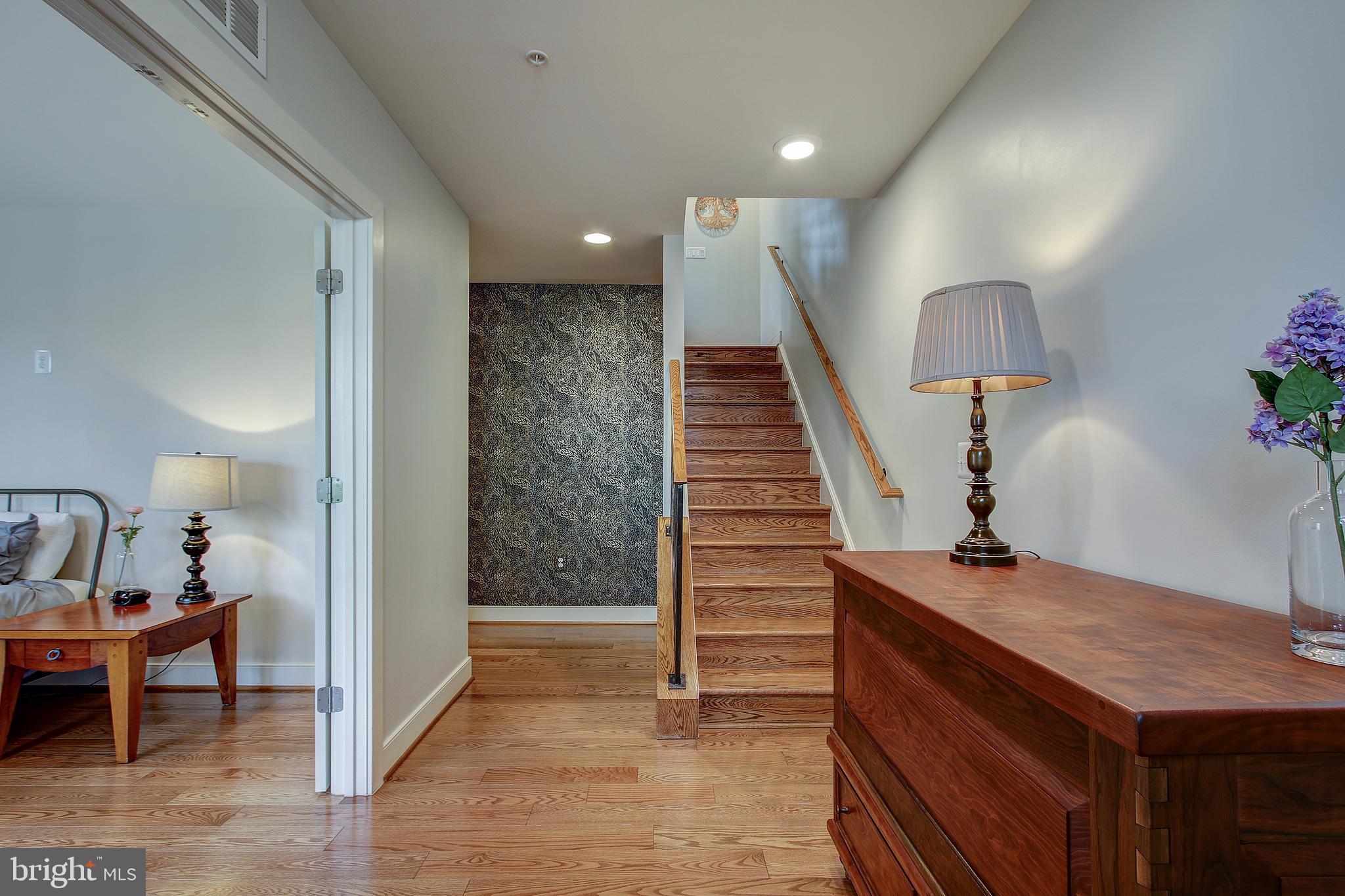 44 Ellsworth Heights Street Silver Spring, MD 20910 - Photo 5 of 42 Main level foyer