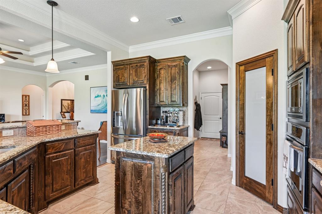 120 Wayward Wind Lane Springtown, TX 76082 - Photo 12 of 38