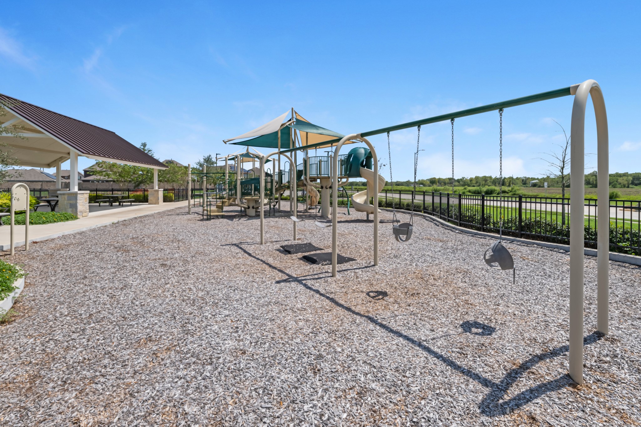 8738 Mallow Rose Way Rosharon, TX 77583 - Photo 16 of 16 a view of a backyard
