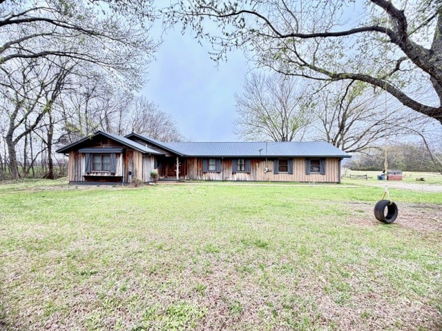 2575 Spur Road Decherd, TN 37324 - Photo 1 of 18 Gallery Image 1