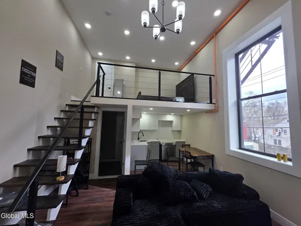$1,500 | 43 Second Avenue, Unit 1, Albany, NY 12202