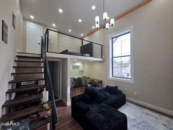$1,500 | 43 Second Avenue, Unit 1, Albany, NY 12202