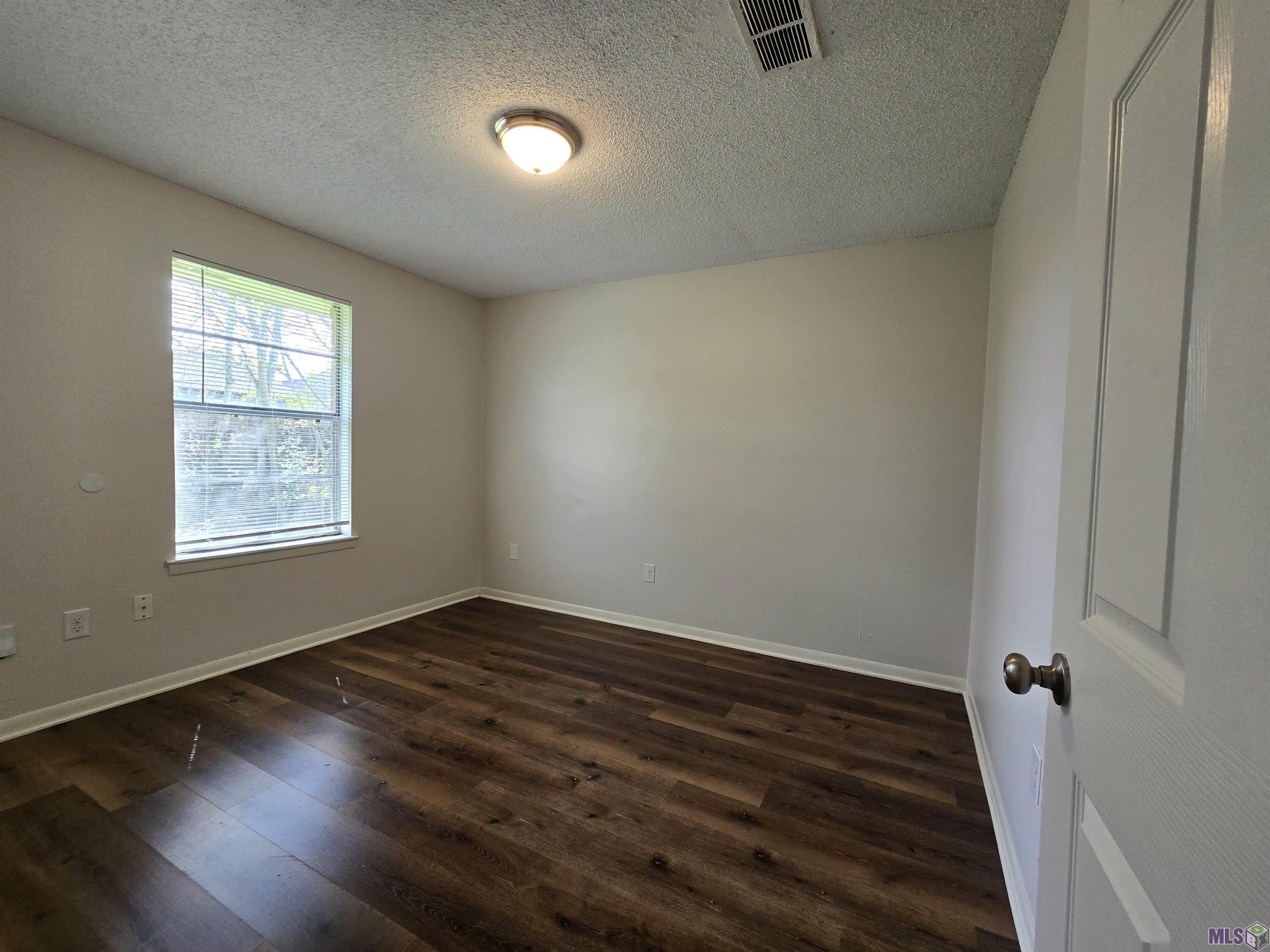 8933 Baronne Drive Baton Rouge, LA 70810 - Photo 10 of 13