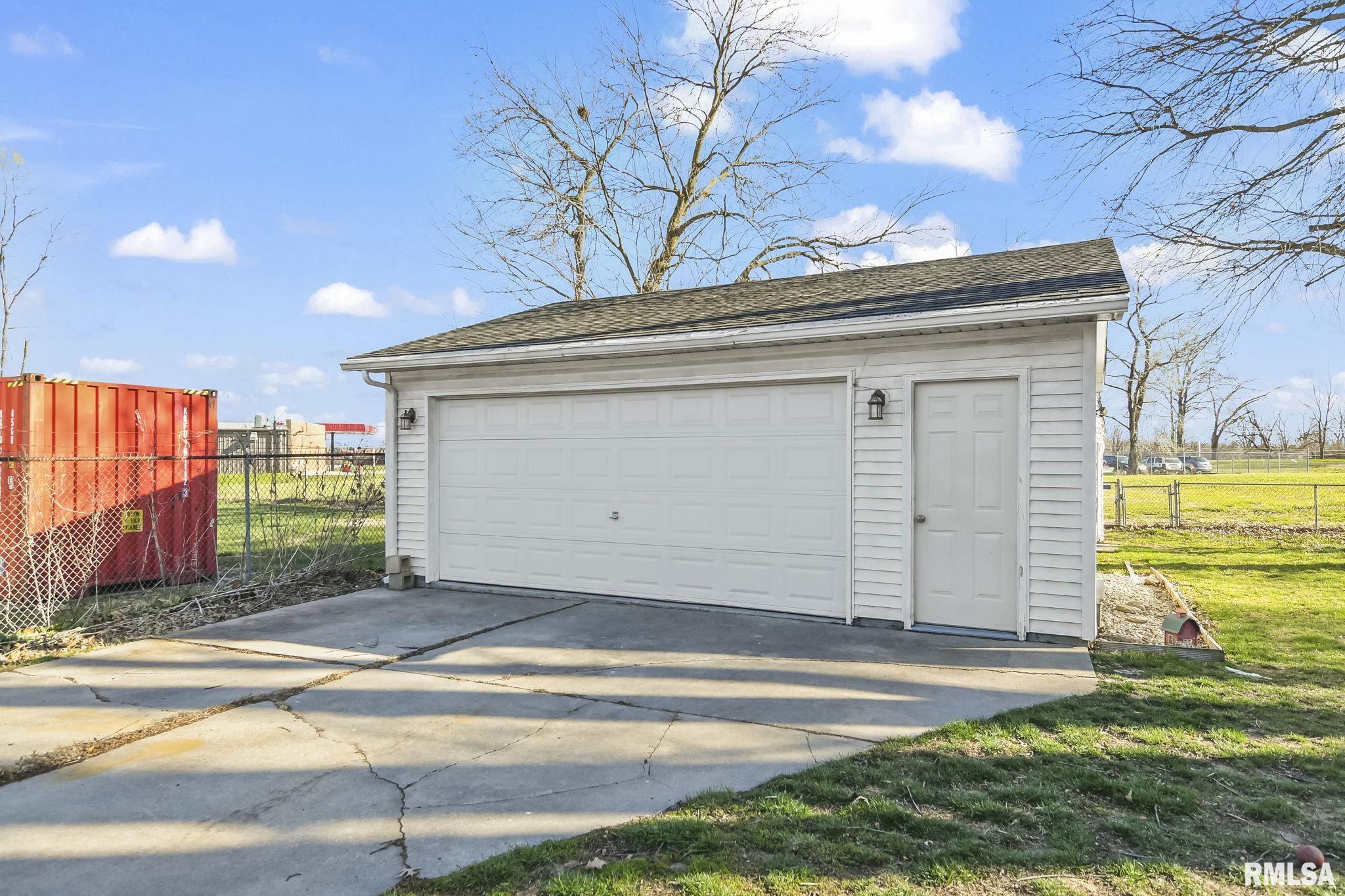 2142 Catalina Lane Springfield, IL 62702 - Photo 24 of 29