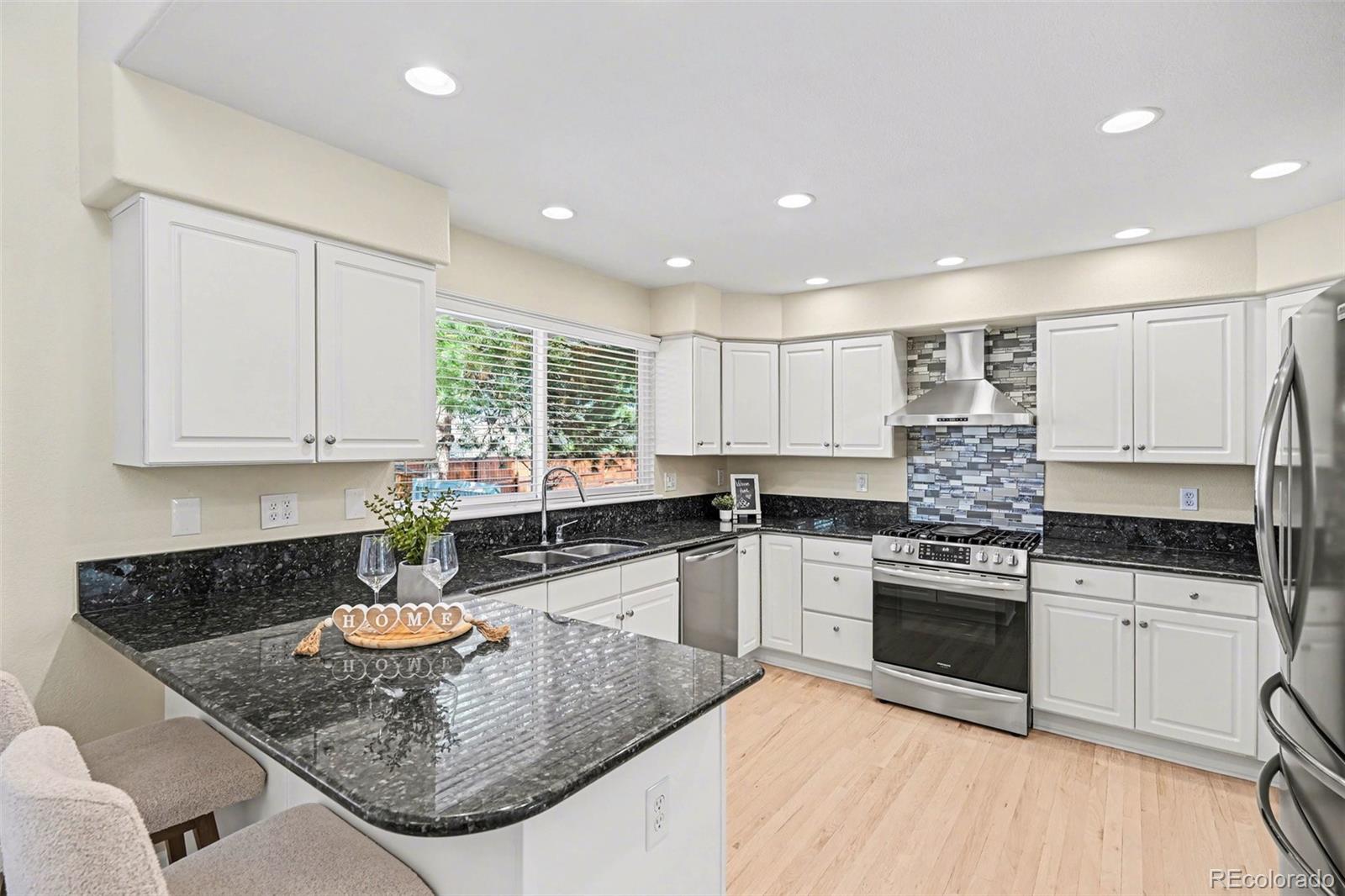 9467 Cherryvale Lane Highlands Ranch, CO 80126 - Photo 12 of 41