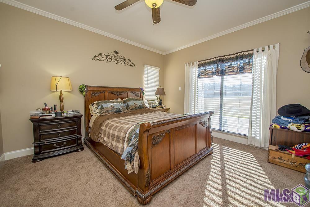 22646 Zeb Chaney Road Zachary, LA 70791 - Photo 5 of 18 Gallery Image 5