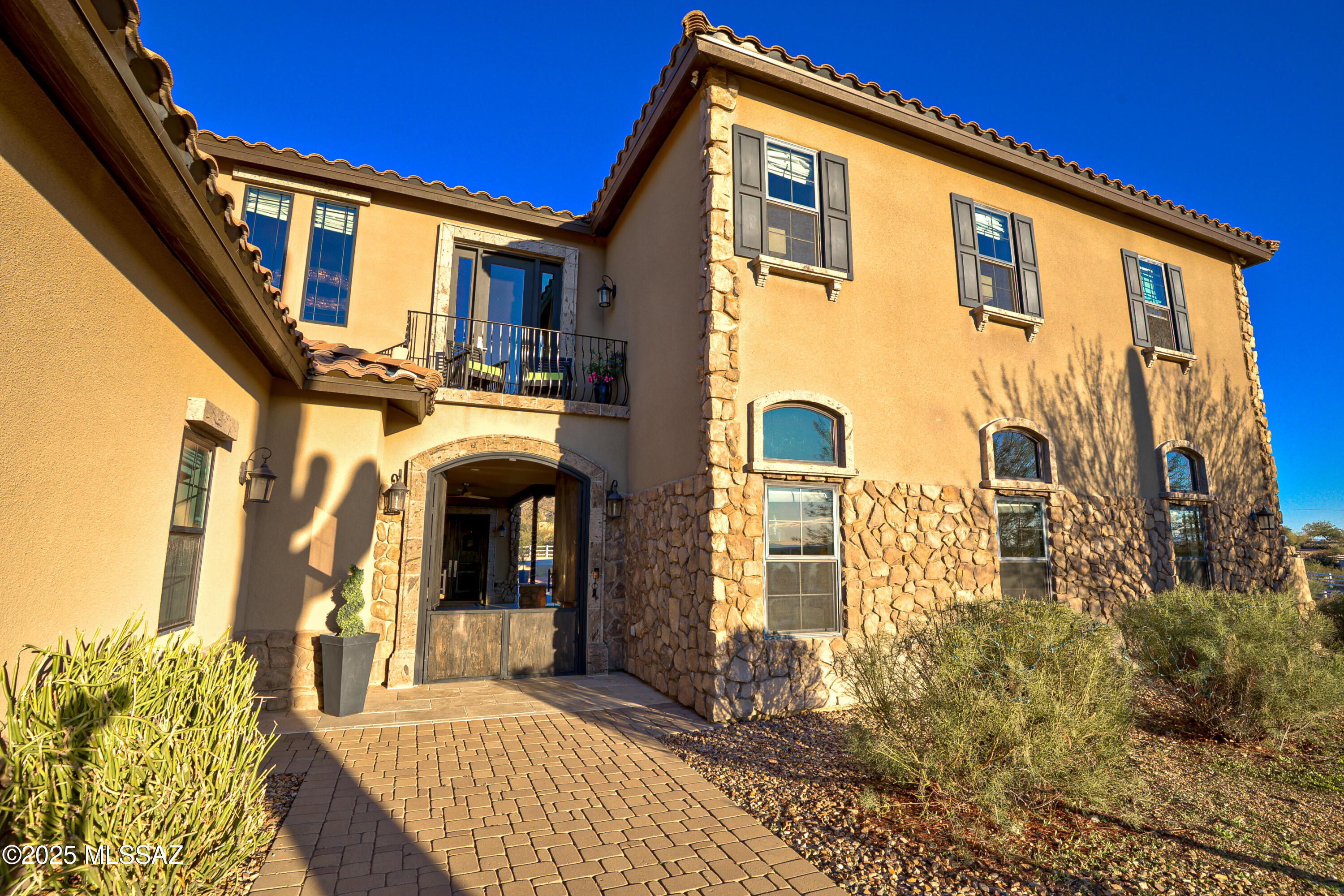 4775 Manning Camp Road Tucson, AZ 85730 - Photo 4 of 50