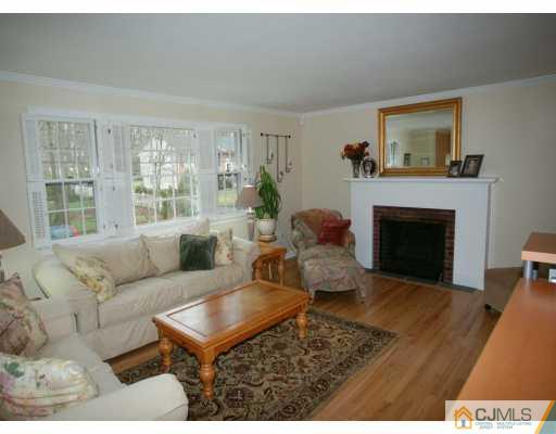 32 Beverly Road Union County, NJ 07901 - Photo 2 of 8 Gallery Image 2