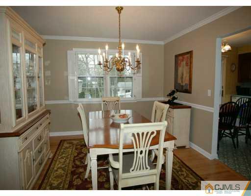 32 Beverly Road Union County, NJ 07901 - Photo 3 of 8 Gallery Image 3
