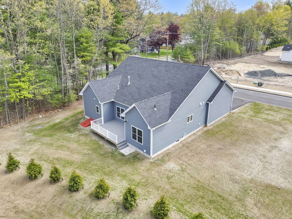 59 Liberty Lane Enfield, CT 06082 - Photo 5 of 39