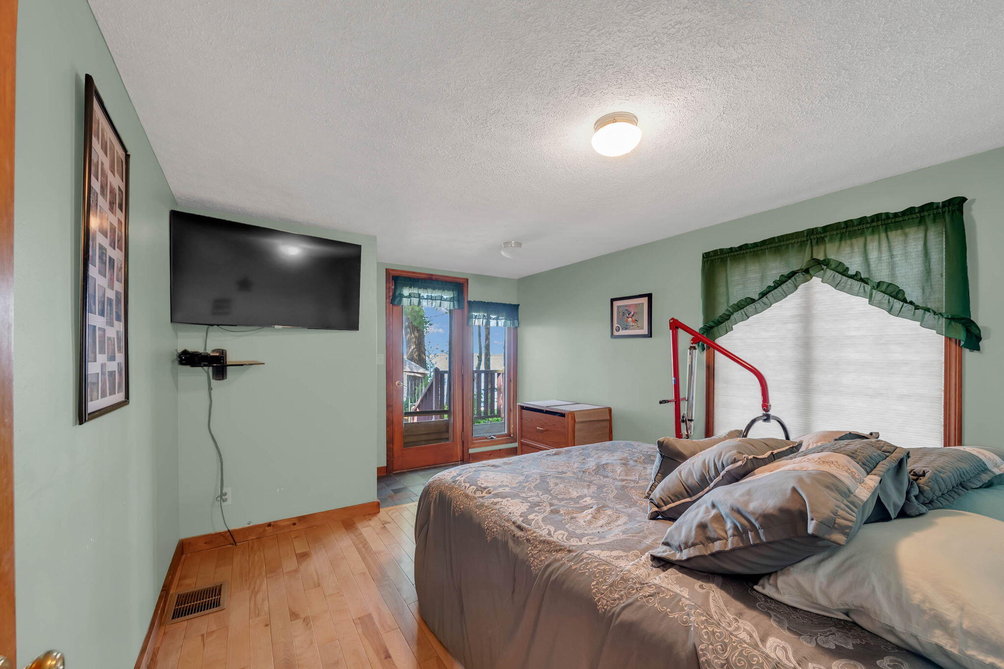 46 Crescent Avenue Windham, ME 04062 - Photo 29 of 68 20-web-or-mls-pic-20