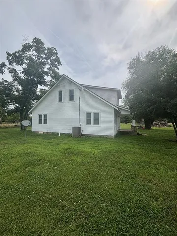 $260,000 | 13585 Scott Lane, Pleasanton, KS 66075