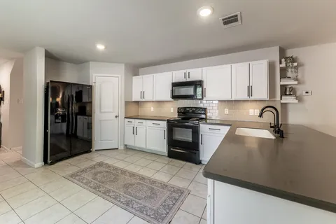 $275,000 | 28605 Cedar Court, Huntsville, TX 77320