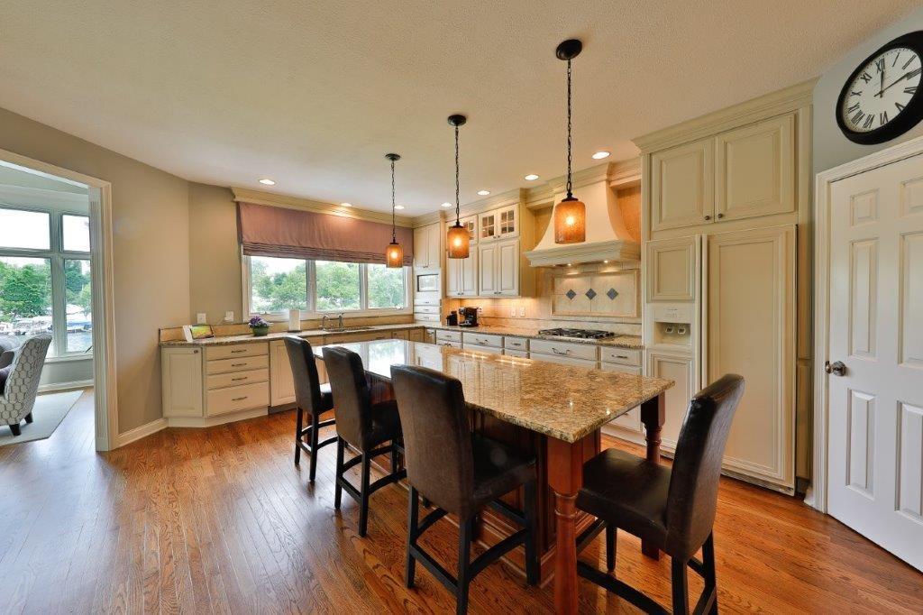 12246 Wayside Road Indianapolis, IN 46256 - Photo 13 of 25 Gallery Image 13