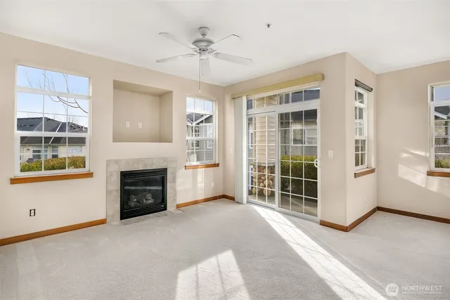 $548,000 | 1855 Trossachs Boulevard Southeast, Unit 2402, Sammamish, WA 98075