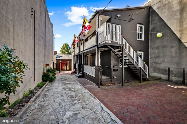 $775,000 | 337 East Hamburg Street, Baltimore, MD 21230