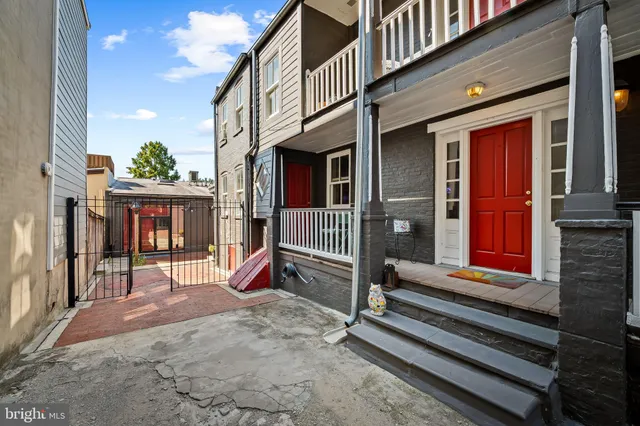 $775,000 | 337 East Hamburg Street, Baltimore, MD 21230