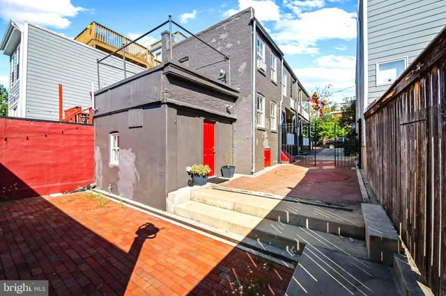 $775,000 | 337 East Hamburg Street, Baltimore, MD 21230