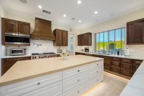 $1,995,000 | 18 Normandy Way, Rancho Mirage, CA 92270