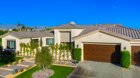 $1,995,000 | 18 Normandy Way, Rancho Mirage, CA 92270