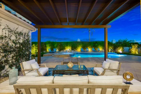 $1,995,000 | 18 Normandy Way, Rancho Mirage, CA 92270