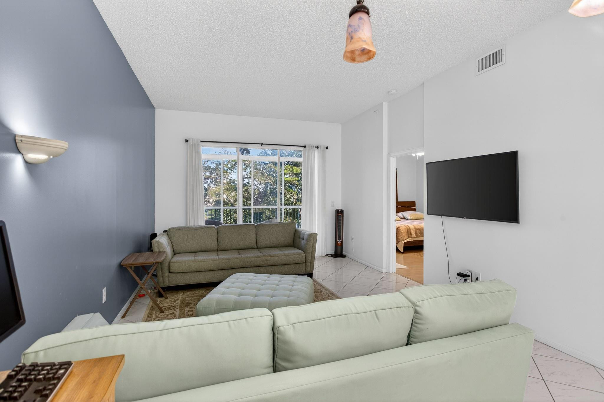 9575 Weldon Circle, Unit C413 Tamarac, FL 33321 - Photo 21 of 65 Main family room