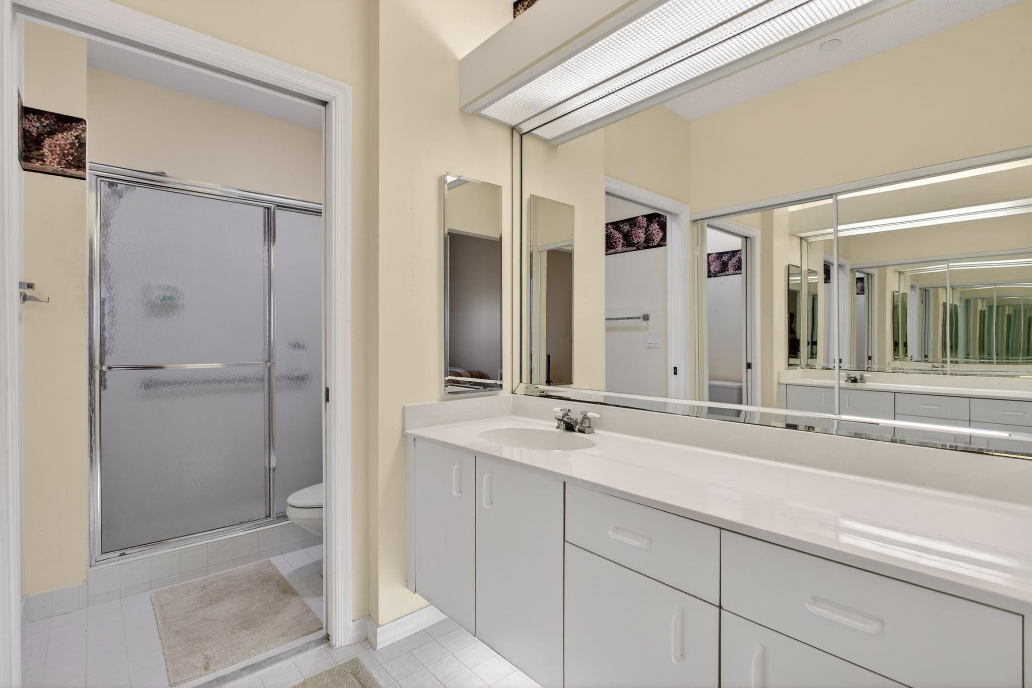 9575 Weldon Circle, Unit C413 Tamarac, FL 33321 - Photo 31 of 65 Primary bathroom