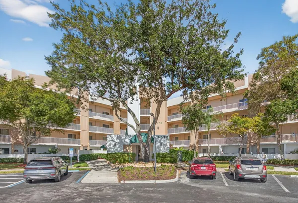 $180,000 | 9575 Weldon Circle, Unit C413, Tamarac, FL 33321