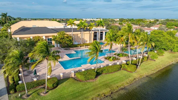 $180,000 | 9575 Weldon Circle, Unit C413, Tamarac, FL 33321