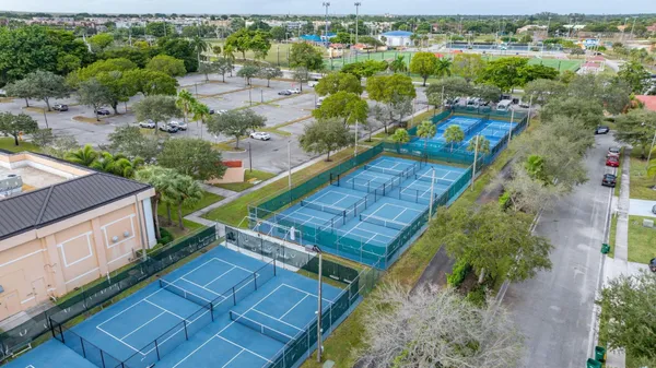 $180,000 | 9575 Weldon Circle, Unit C413, Tamarac, FL 33321