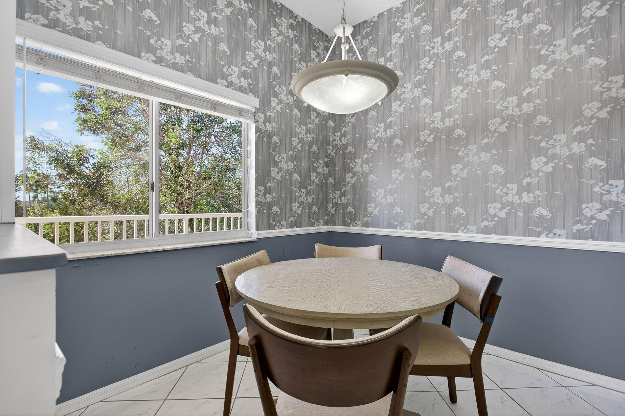 9575 Weldon Circle, Unit C413 Tamarac, FL 33321 - Photo 5 of 65 Eat-in kitchen