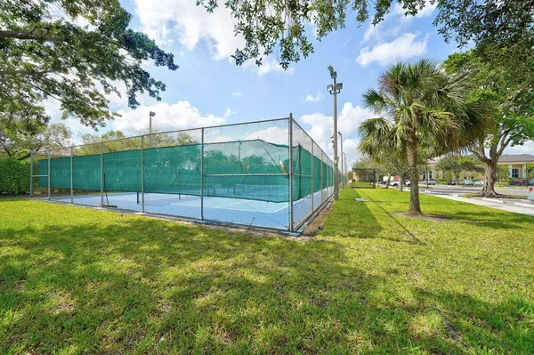 $180,000 | 9575 Weldon Circle, Unit C413, Tamarac, FL 33321
