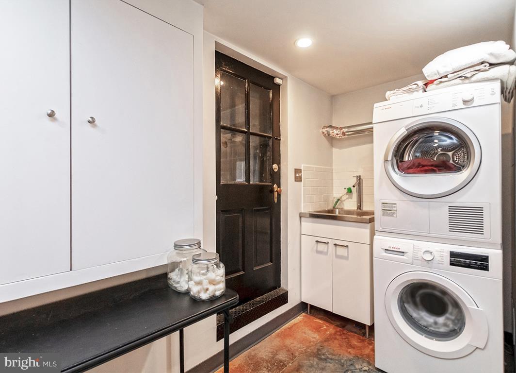 231 Hopkins Road Baltimore, MD 21212 - Photo 38 of 38 Laundry