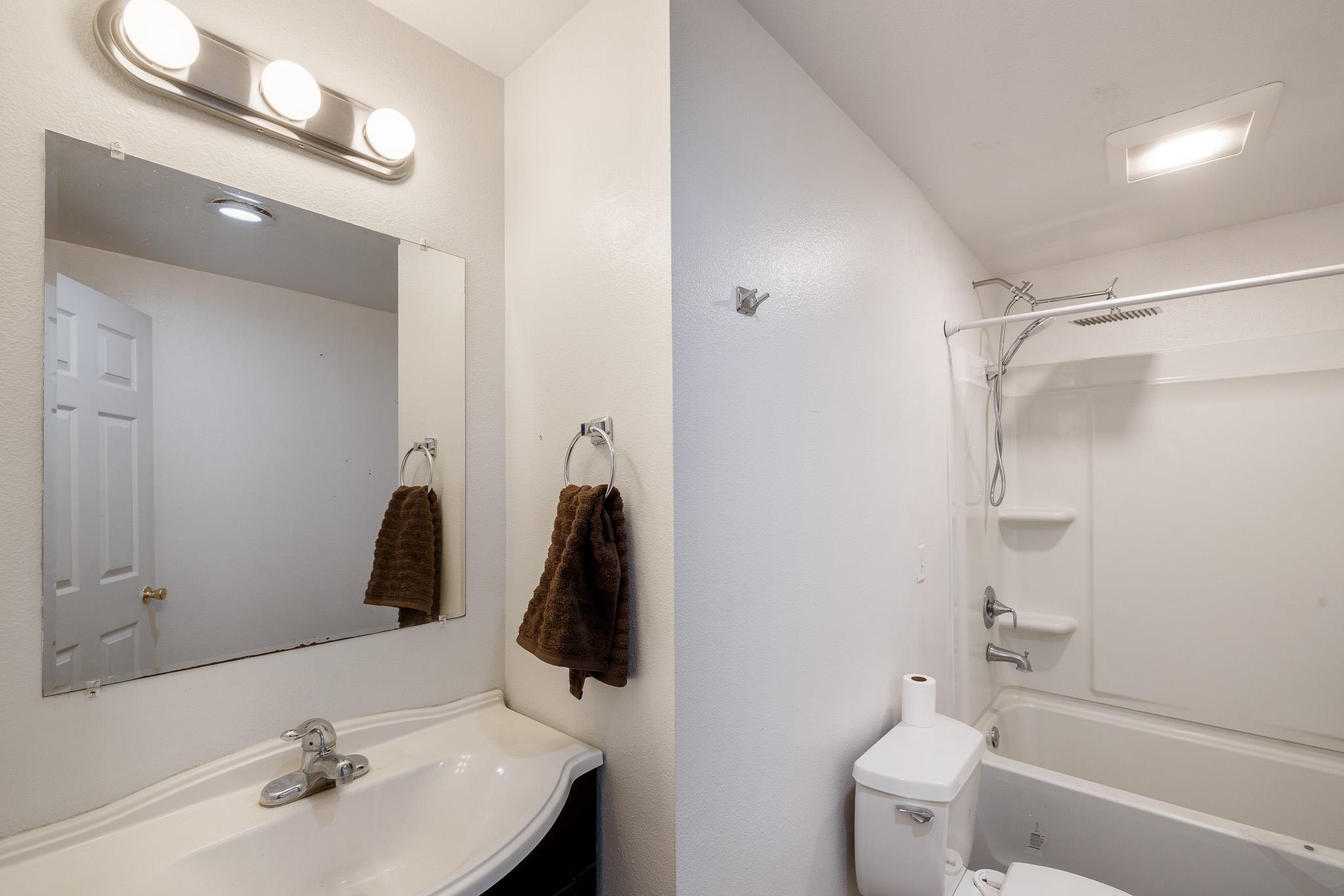 4907 North Chase Road Newman Lake, WA 99025 - Photo 17 of 49