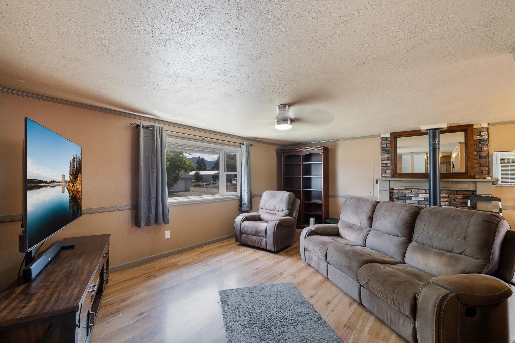 4907 North Chase Road Newman Lake, WA 99025 - Photo 4 of 49