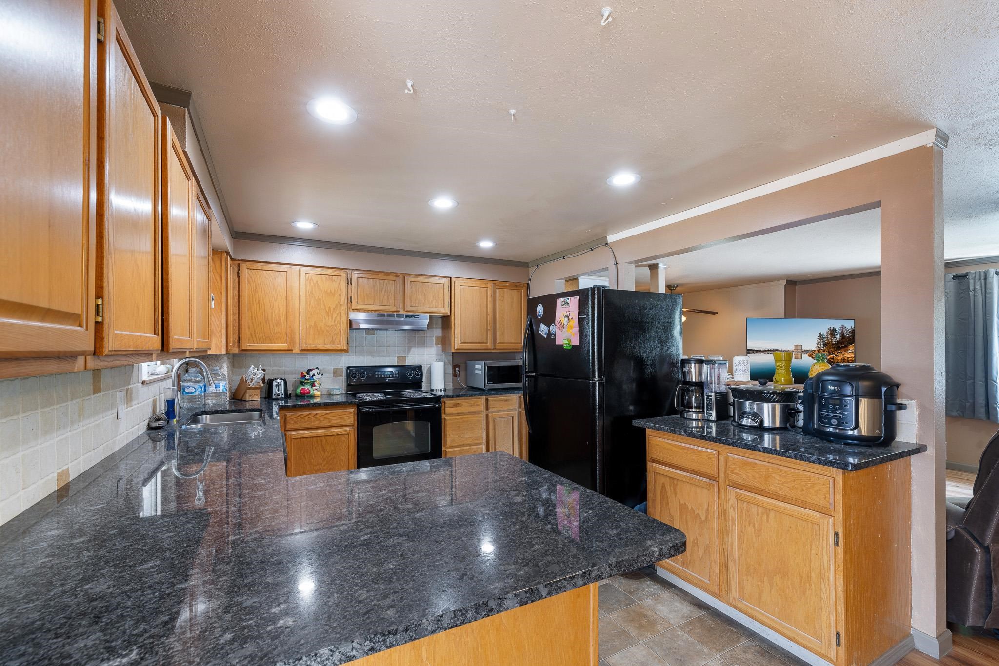 4907 North Chase Road Newman Lake, WA 99025 - Photo 8 of 49