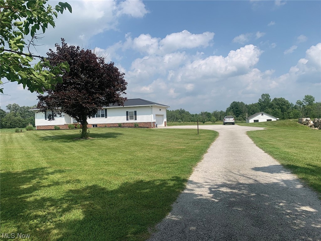 13991 Madison Road Middlefield, OH 44062 - Photo 2 of 12