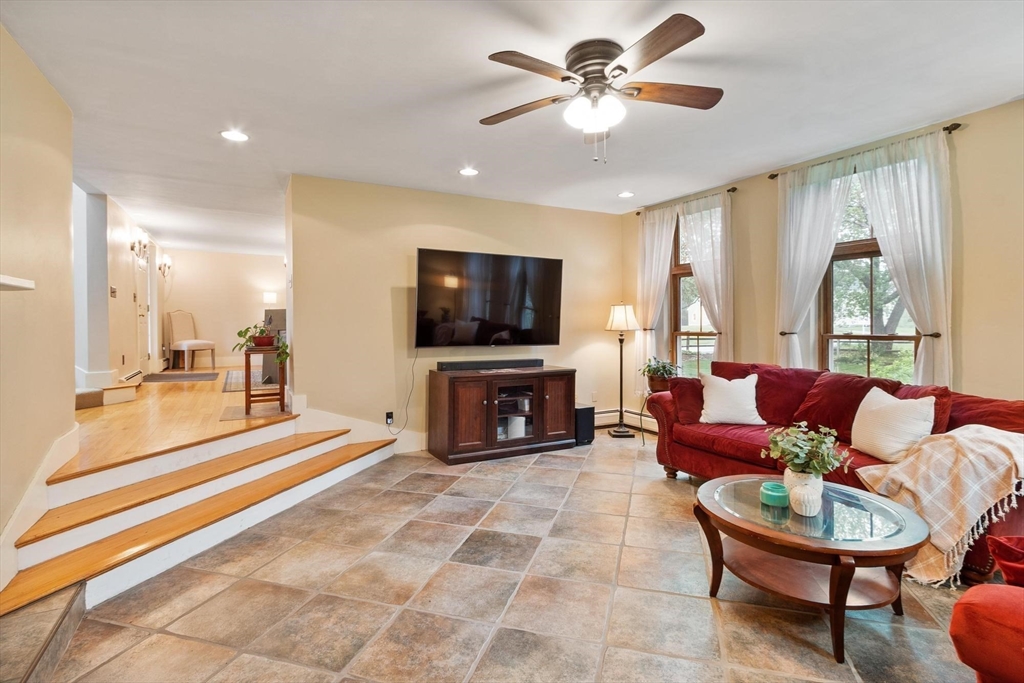 27 True Road, Unit 2 Salisbury, MA 01952 - Photo 18 of 39