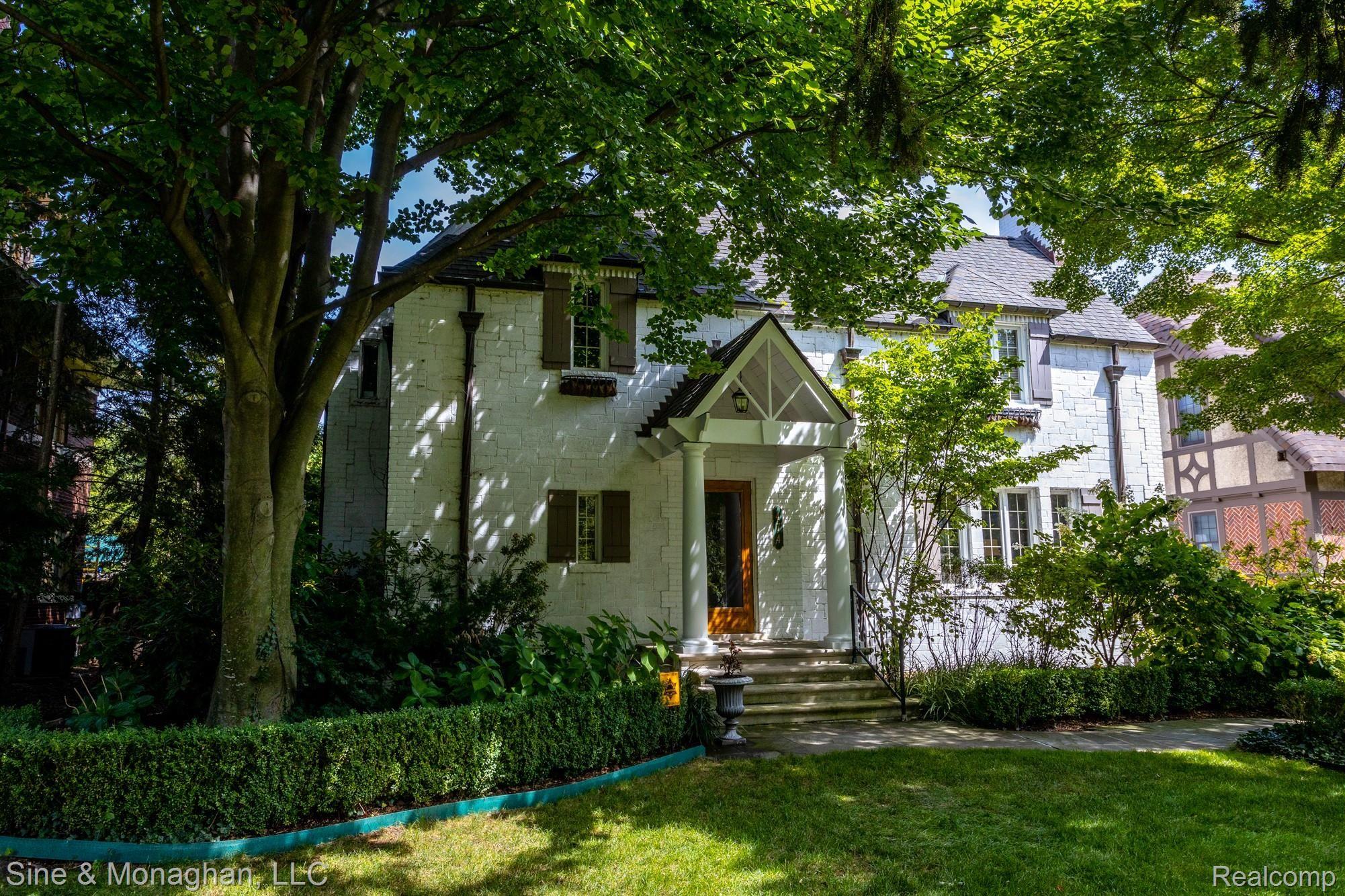 474 Washington Road Grosse Pointe, MI 48230 - Photo 66 of 73 474 Washington S000.jpg