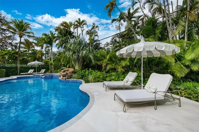 $20,000 | 1033 Almeria Avenue, Coral Gables, FL 33134