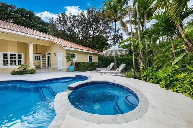 $20,000 | 1033 Almeria Avenue, Coral Gables, FL 33134