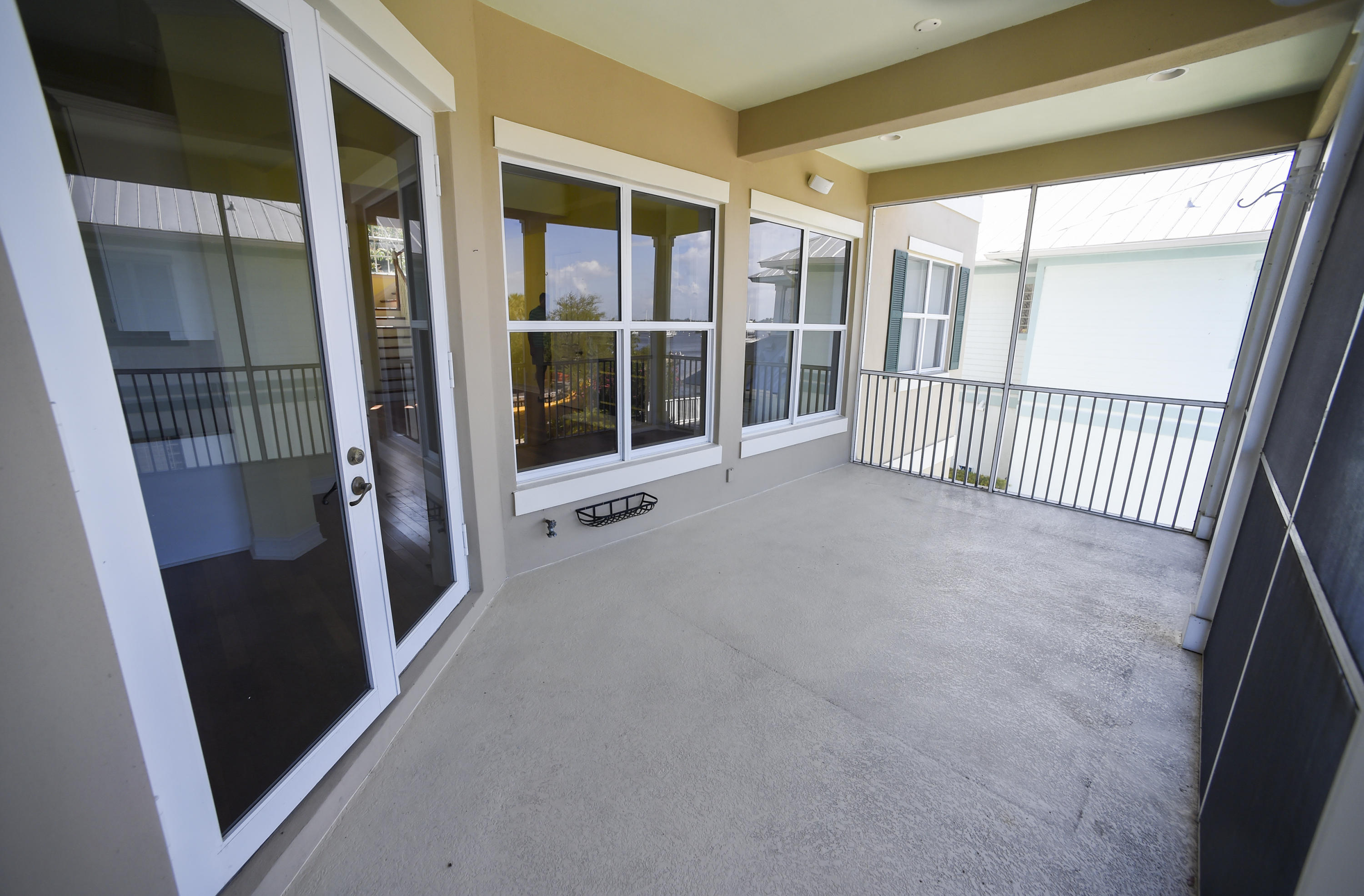 552 Southwest St Lucie Crescent Stuart, FL 34994 - Photo 34 of 36 a view of entryway with livingroom