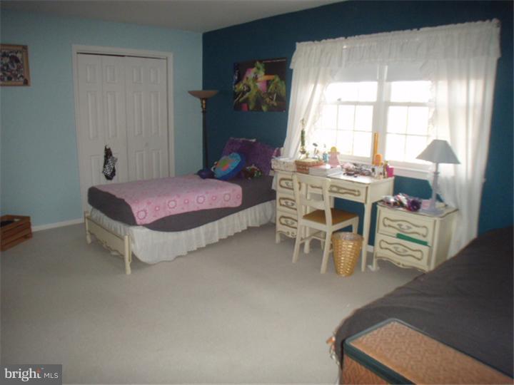 8 Flint Road Newark, DE 19711 - Photo 11 of 25 Bedroom 2