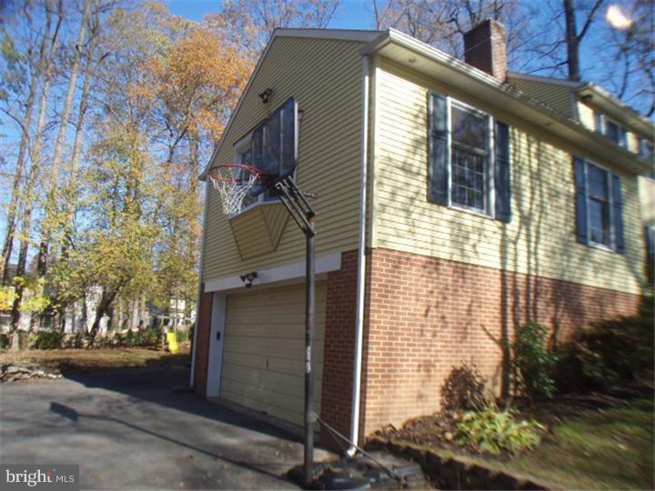 8 Flint Road Newark, DE 19711 - Photo 23 of 25 Garage
