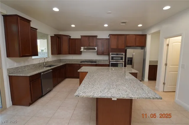 $3,100 | 12270 Lorenzo Avenue, Las Vegas, NV 89138