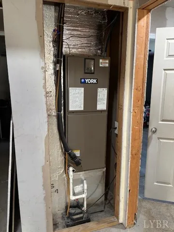 $319,900 | 104 Creston Oaks Court, Forest, VA 24551