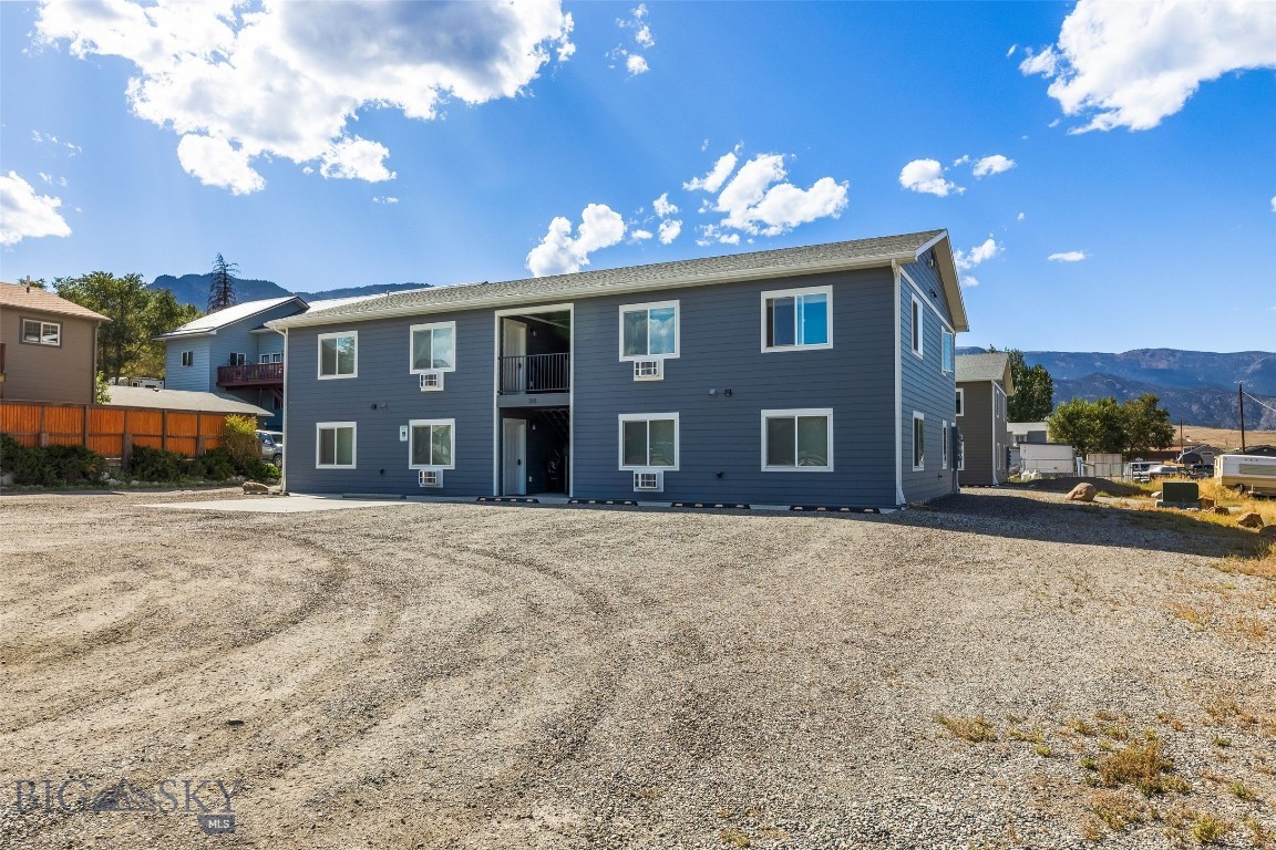 301 Spring Street Gardiner, MT 59030 - Photo 32 of 44 Gallery Image 32