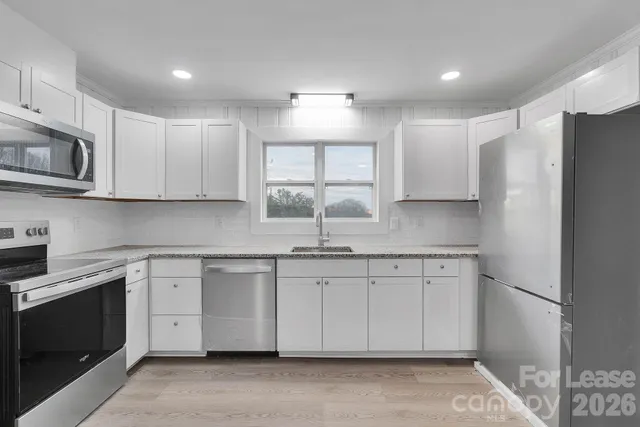 $2,000 | 2765 Long Circle, Iron Station, NC 28080