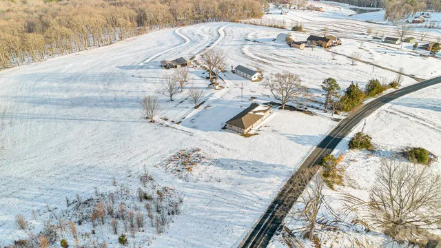 $2,000 | 2765 Long Circle, Iron Station, NC 28080