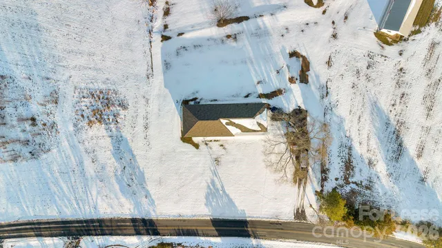 $2,000 | 2765 Long Circle, Iron Station, NC 28080